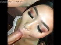 Gorgeous asian girlfriend deepthroat