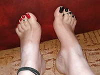 red&black pedicure